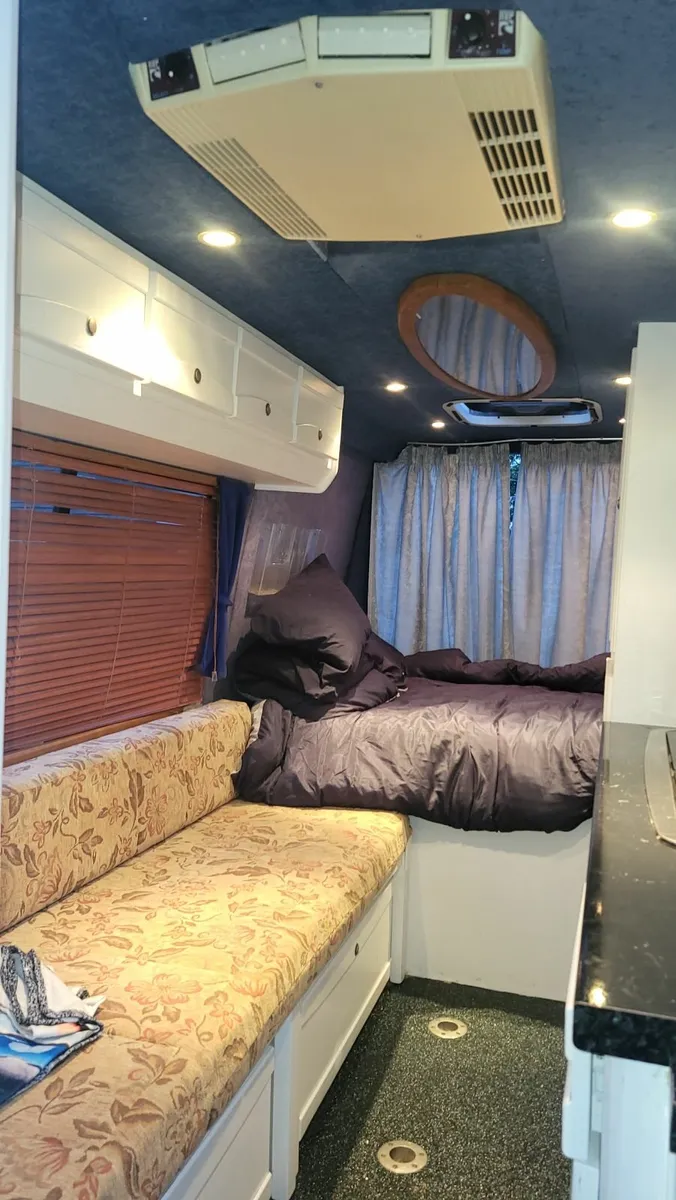 Camper - Image 3