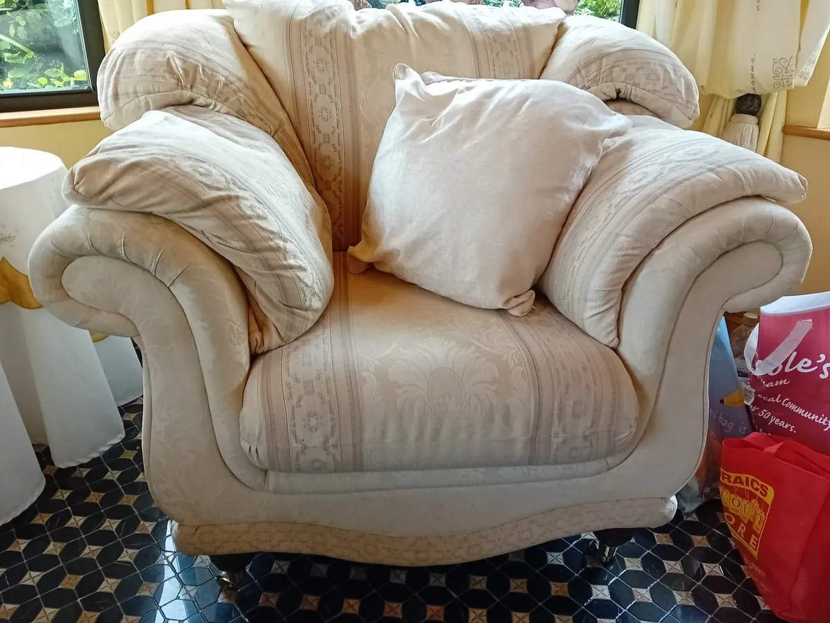 Furniture - Image 3