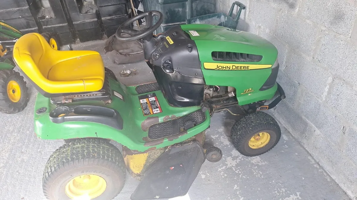 Tractor lawnmower - Image 3