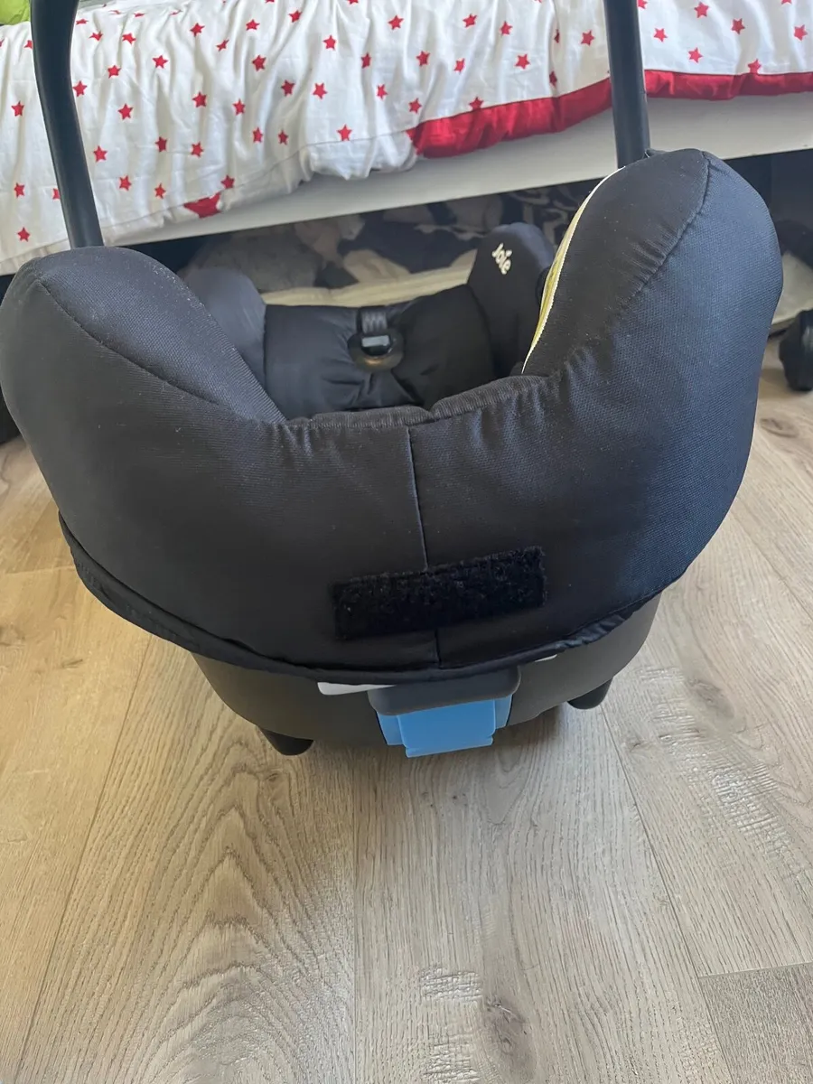 Car seat - Image 3