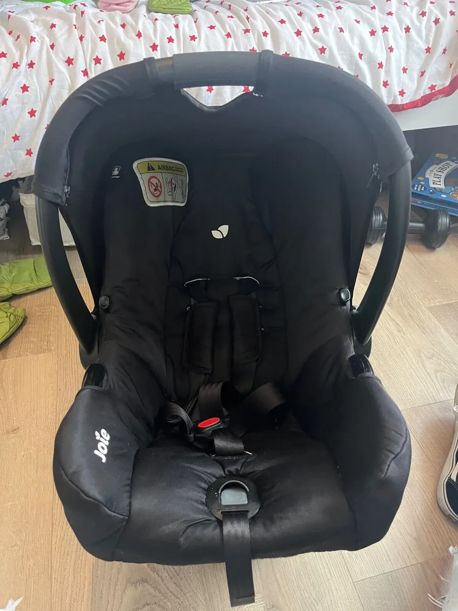 Car seat - Image 1