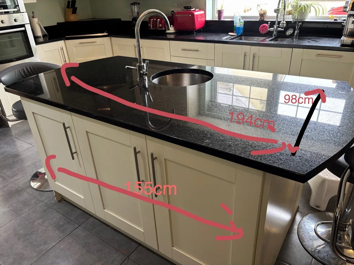 Kitchen Island - Image 2