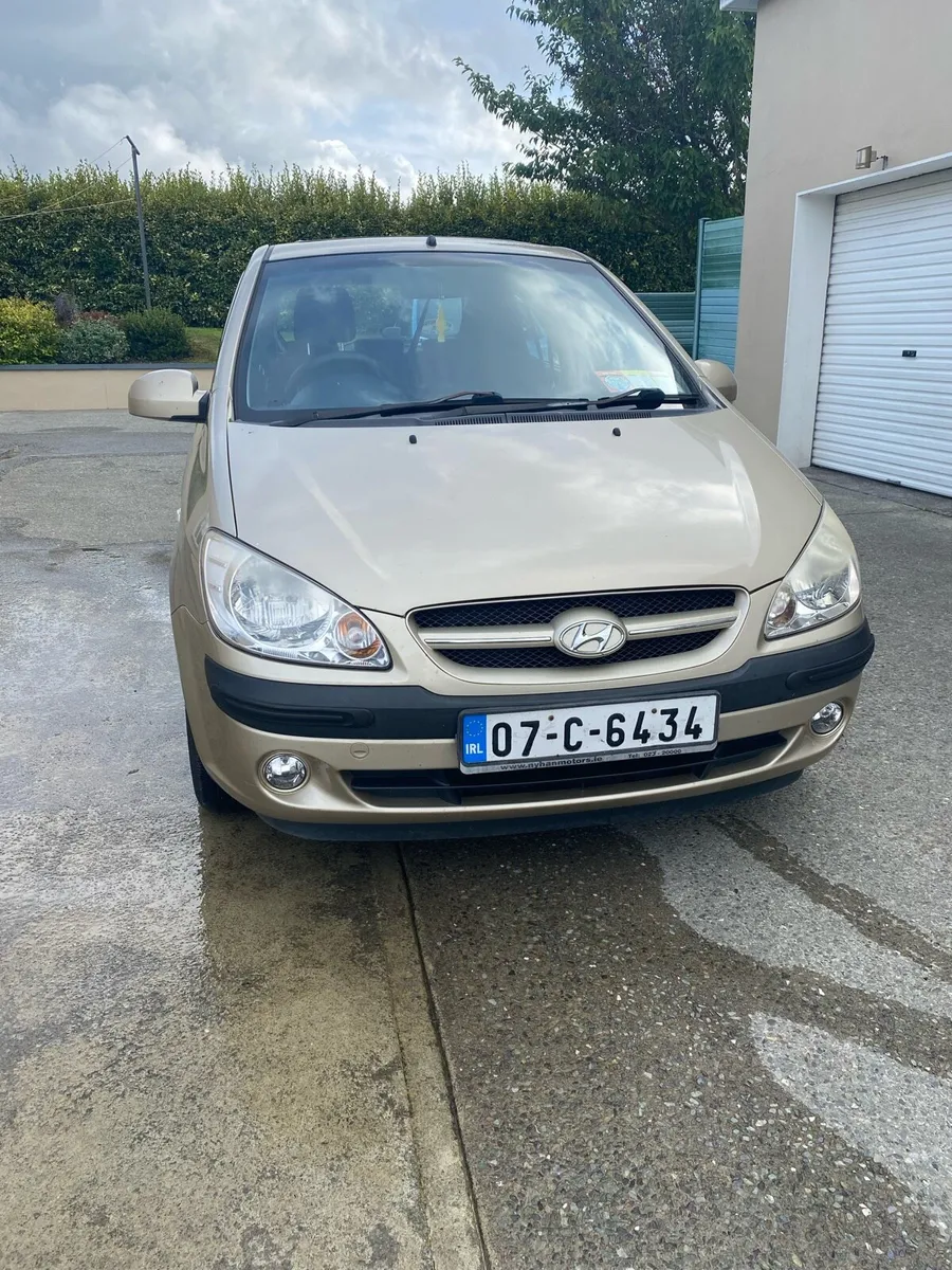 Car - Image 2