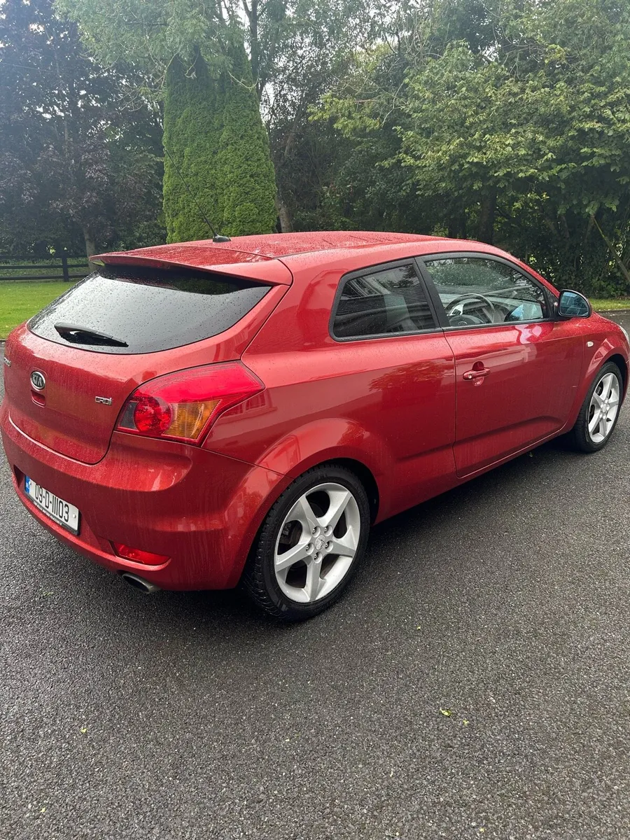 Kia Ceed PRO CEED 1.6 CRDI 3DR - Image 4