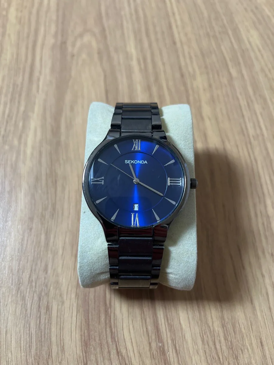 Sekonda watch - Image 1