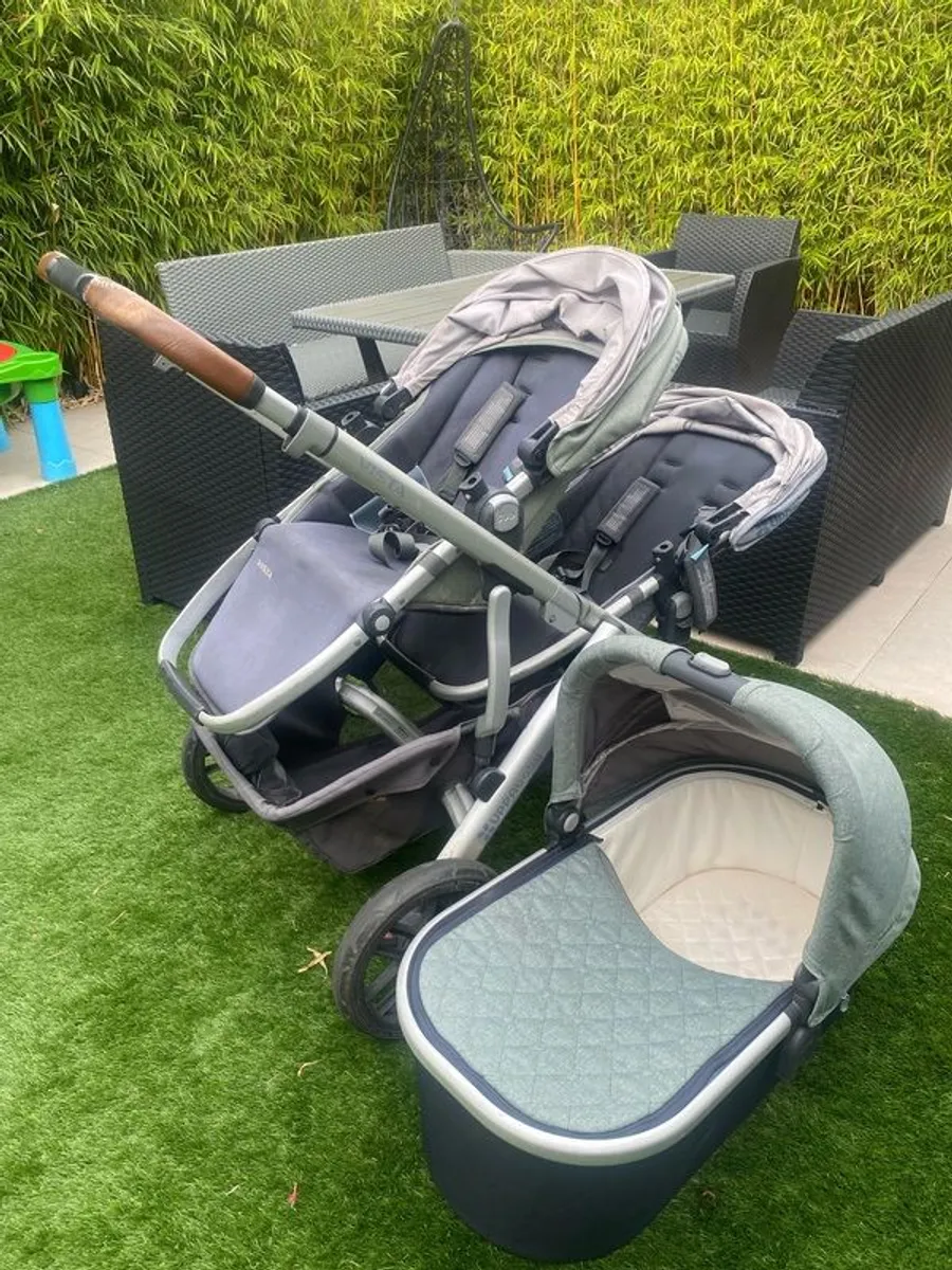 Uppavista Baby buggy - Image 1