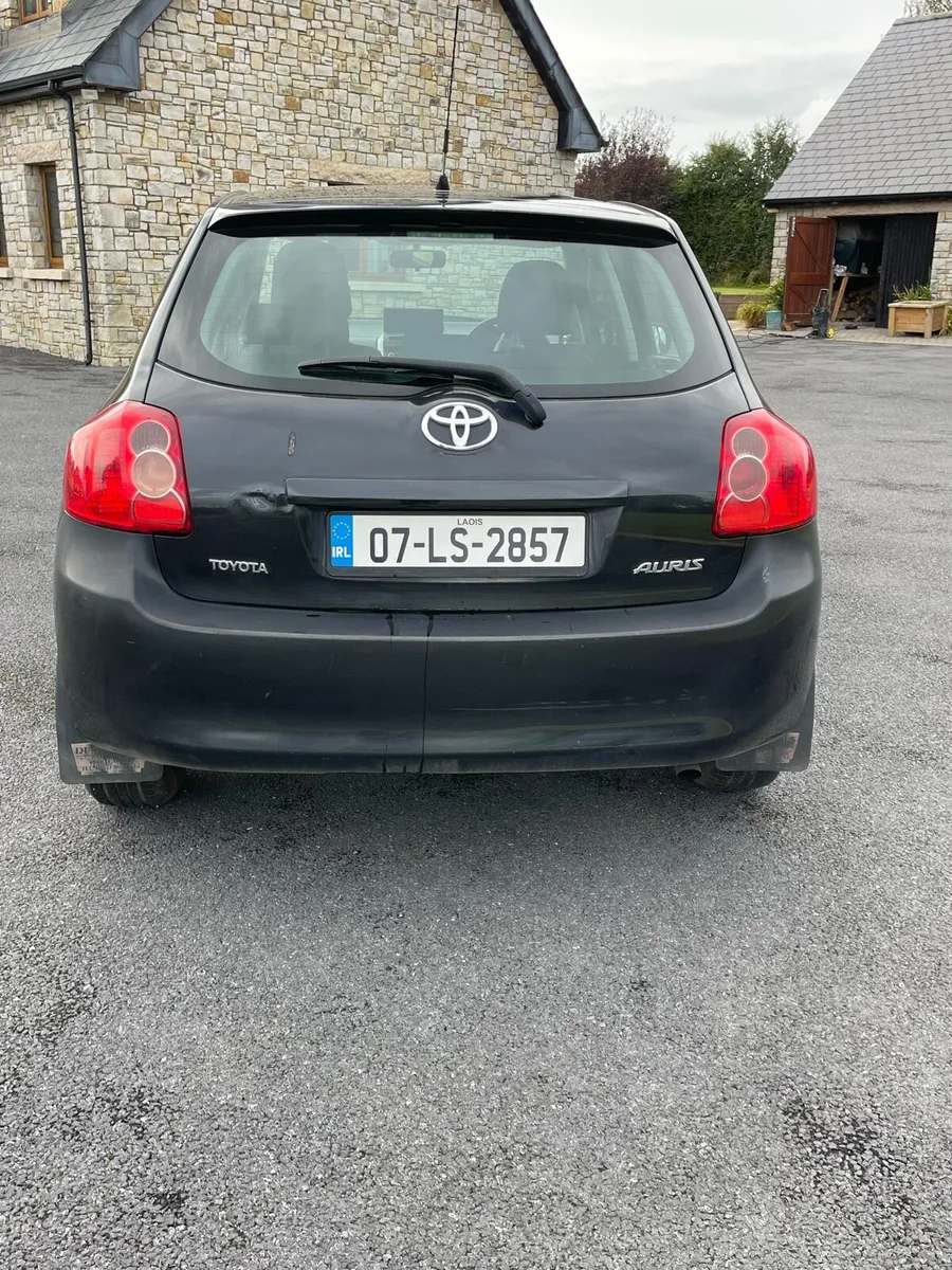 2007 Toyota Auris - Image 1