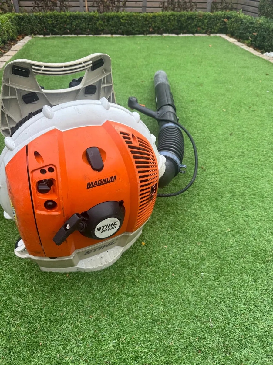 Stihl back blower - Image 1