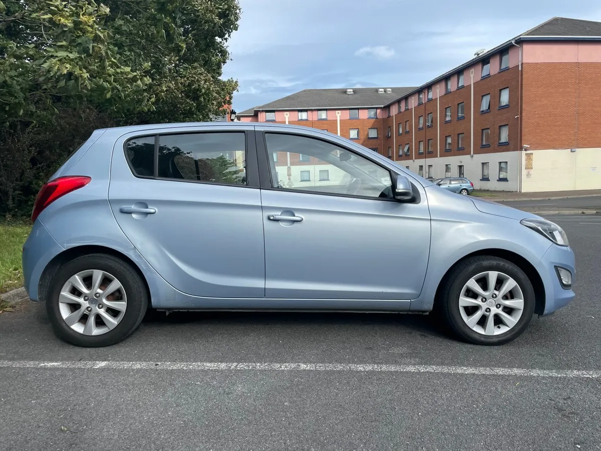Hyundai i20 2013 - Image 4