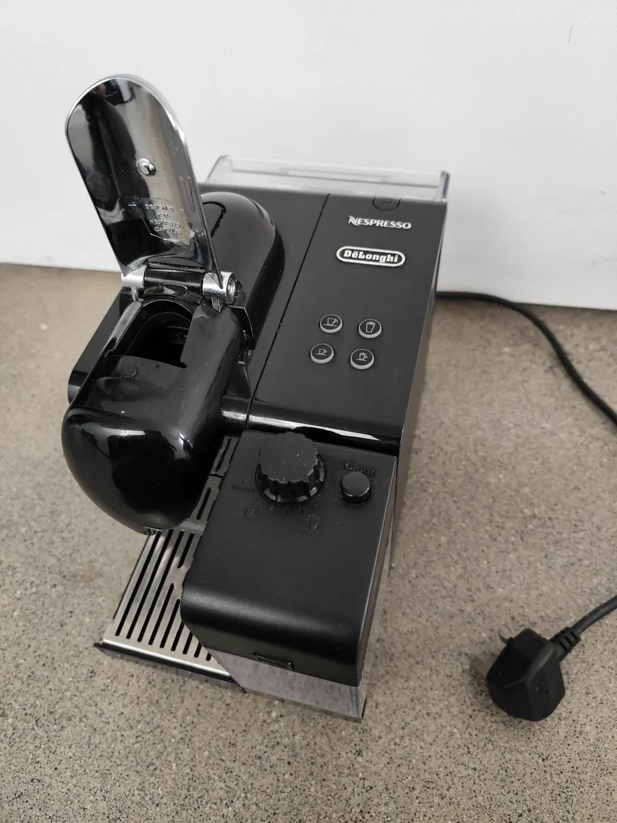 Delonghi Nespresso Coffee Pods Machine - Image 3