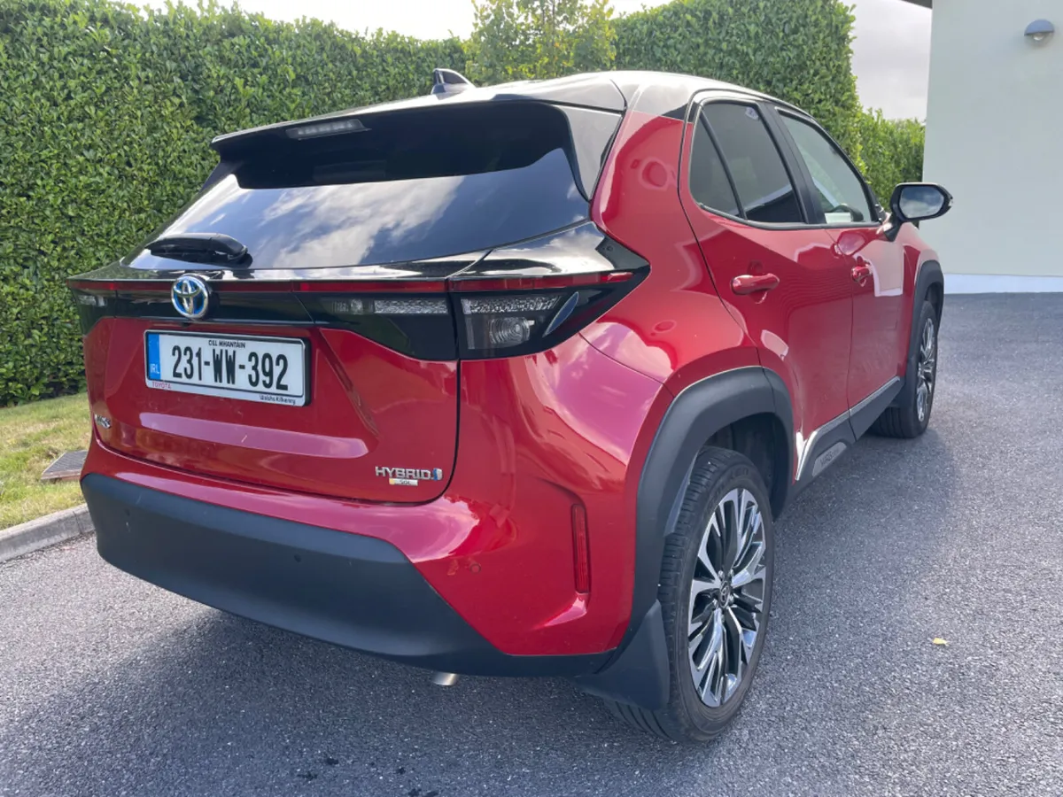 Toyota Yaris Cross 2023 Sol - Image 3