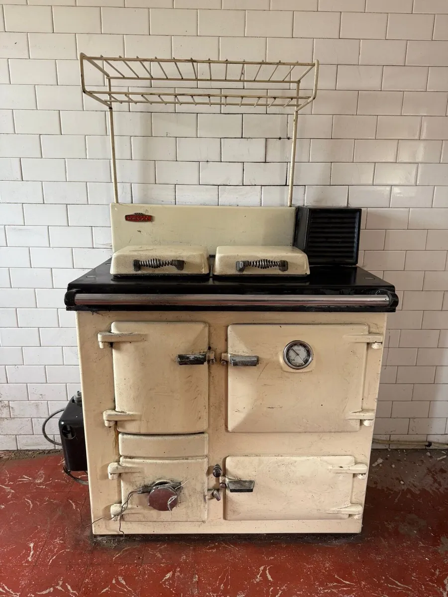 Rayburn Royal Oil Cooker