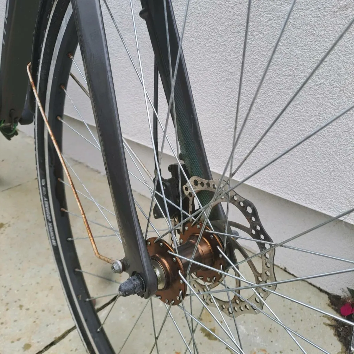Monty city hybrid bike - Image 3