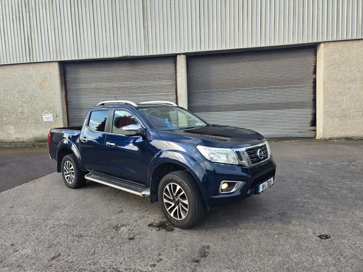 Nissan Navara Crewcab - Image 1
