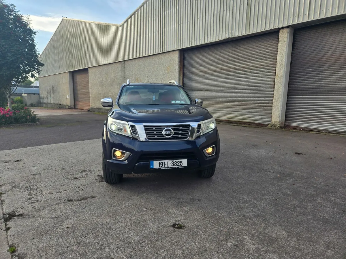 Nissan Navara Crewcab - Image 3