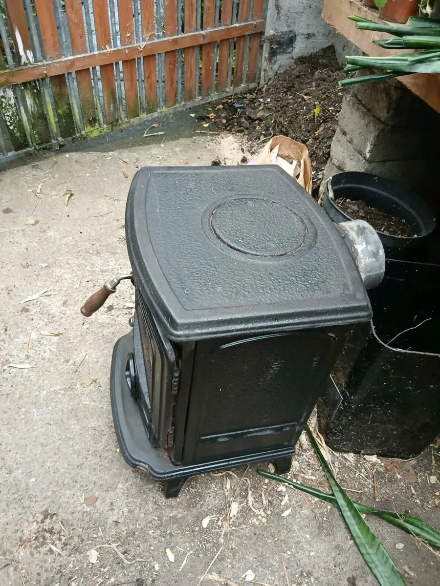 Stove - Image 2