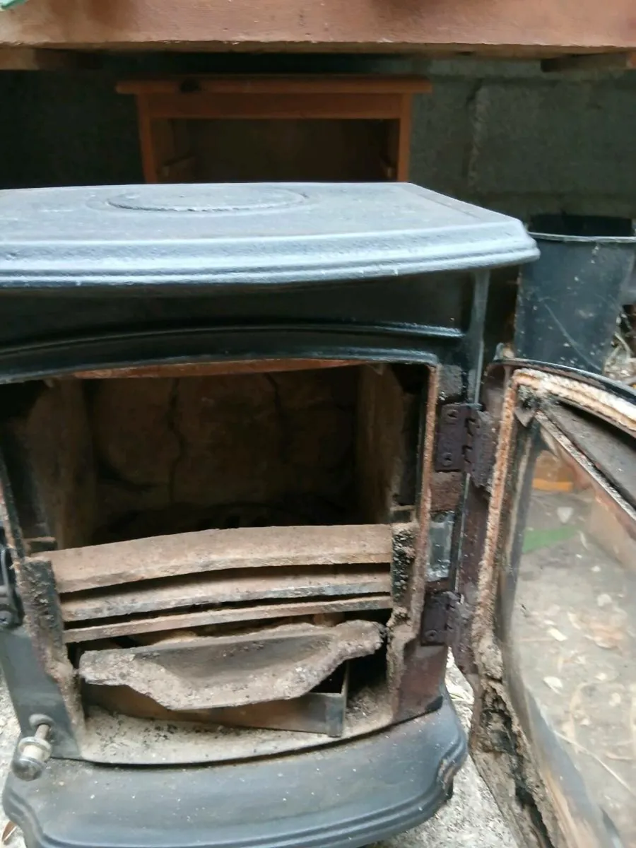 Stove - Image 3