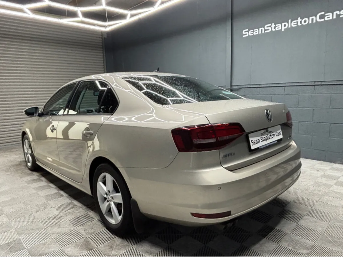 Volkswagen Jetta CL 2.0 TDI D7F 110BHP AUTO - Image 4