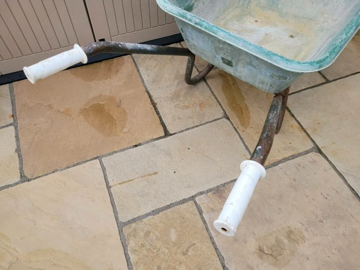 Heavy-duty Fort TK100 Wheelbarrow 100L - Image 4