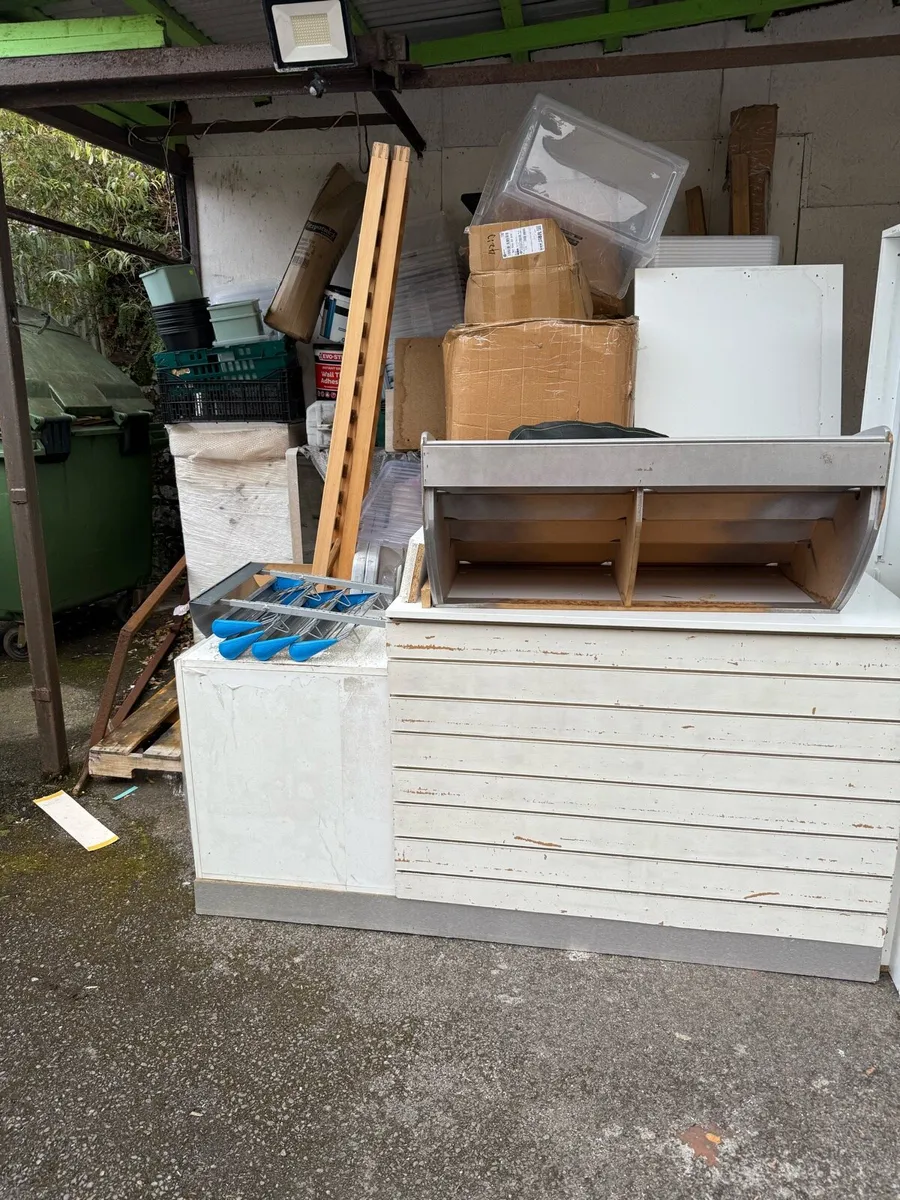Shop counter - Image 1