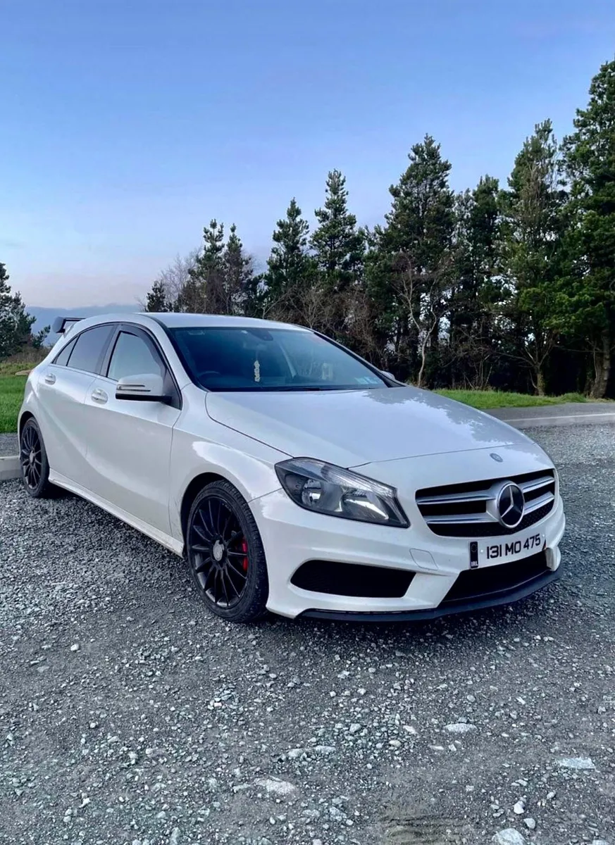 Mercedes Benz A180 Amg Line - Image 4