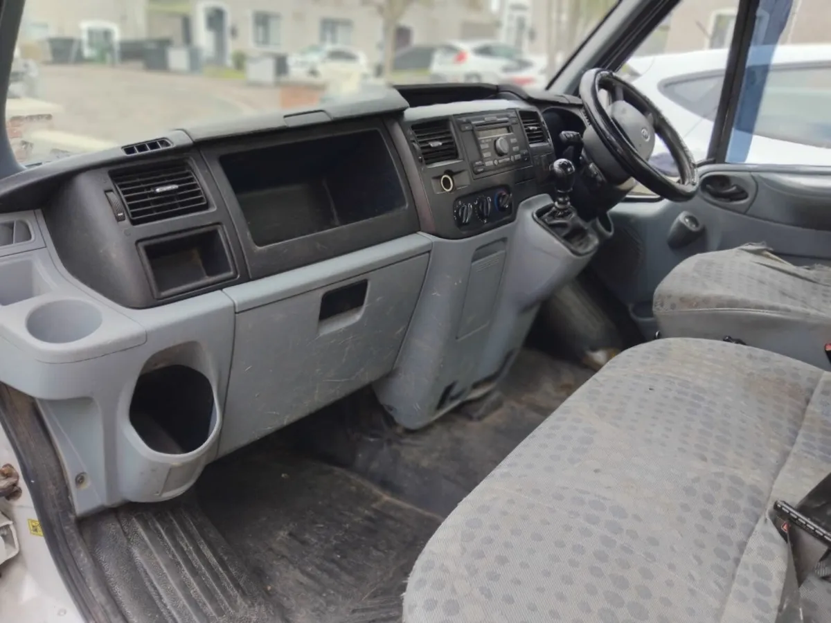 131 Ford Transit Tipper - Image 2