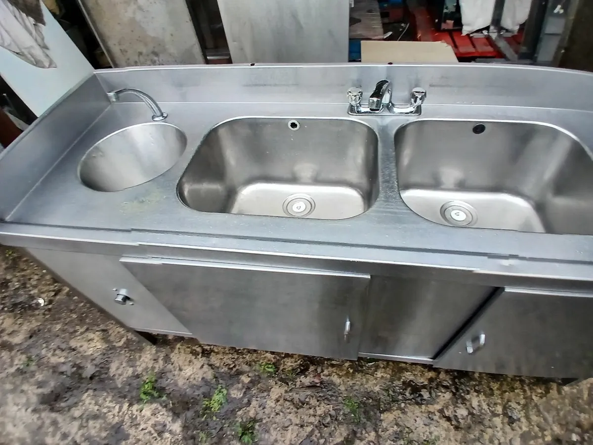Stainless steel cabbinet double sink unit complete - Image 2