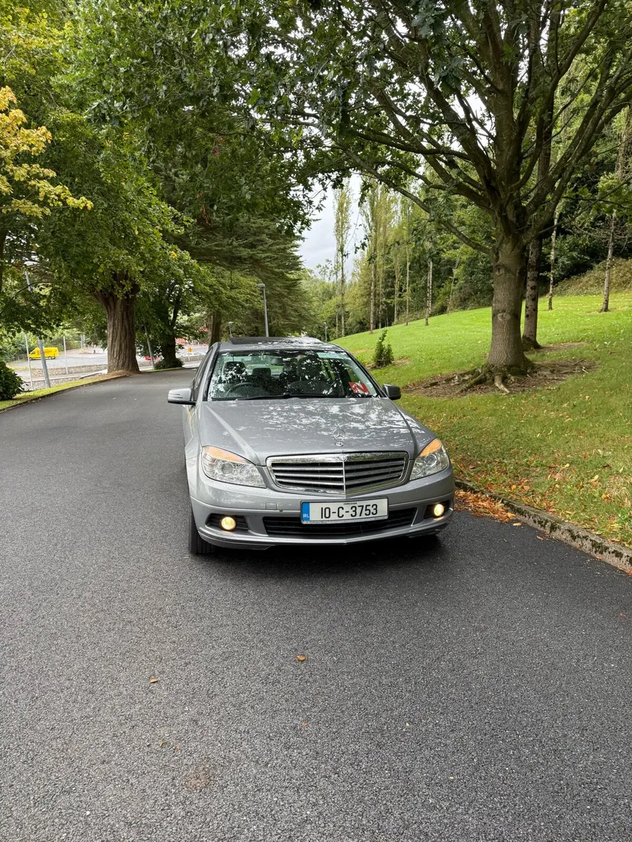 2010 Mercedes Benz C200 BlueEFFICIENCY - Image 1