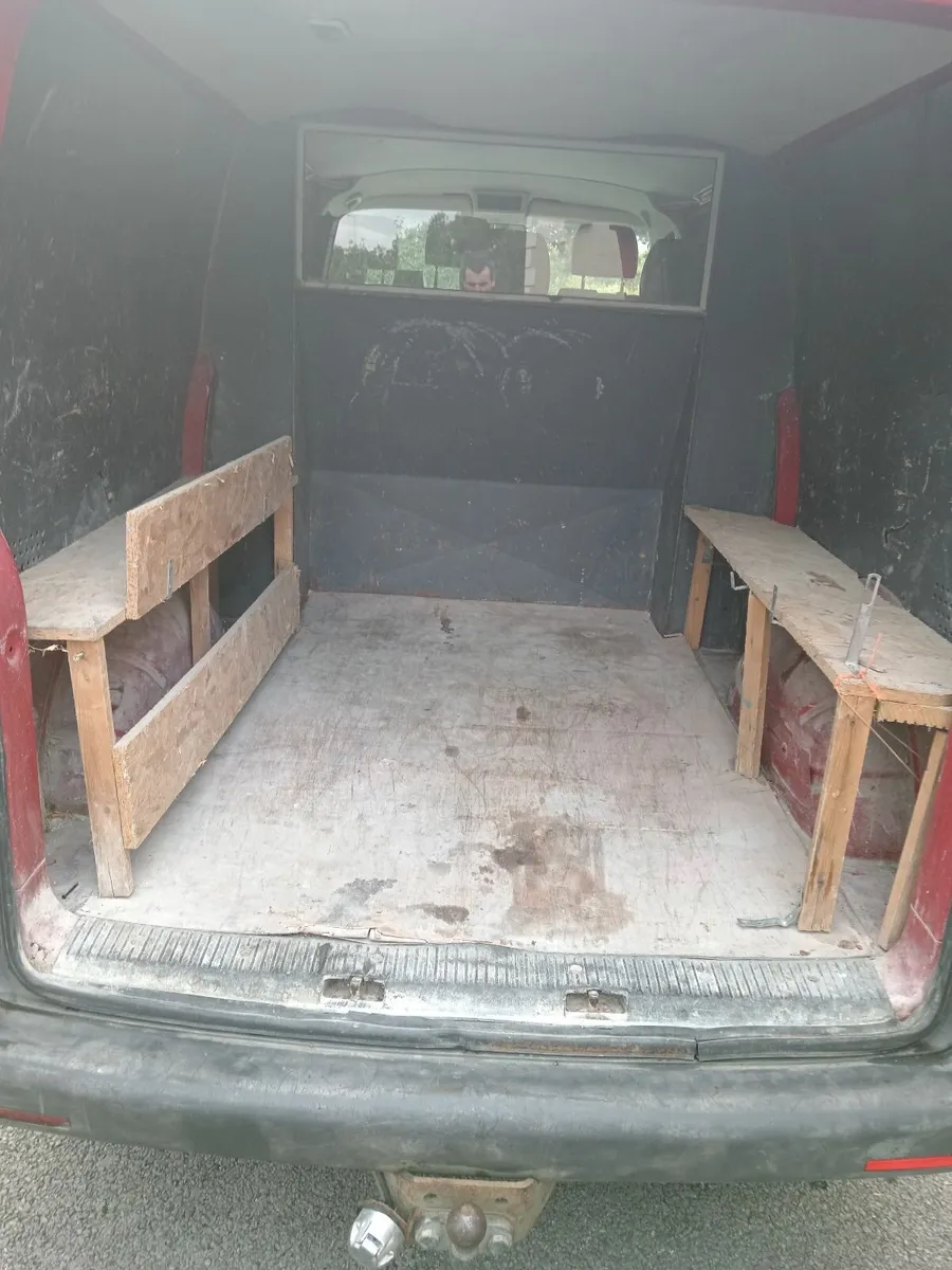Volkswagen Kombi 2008 - Image 2