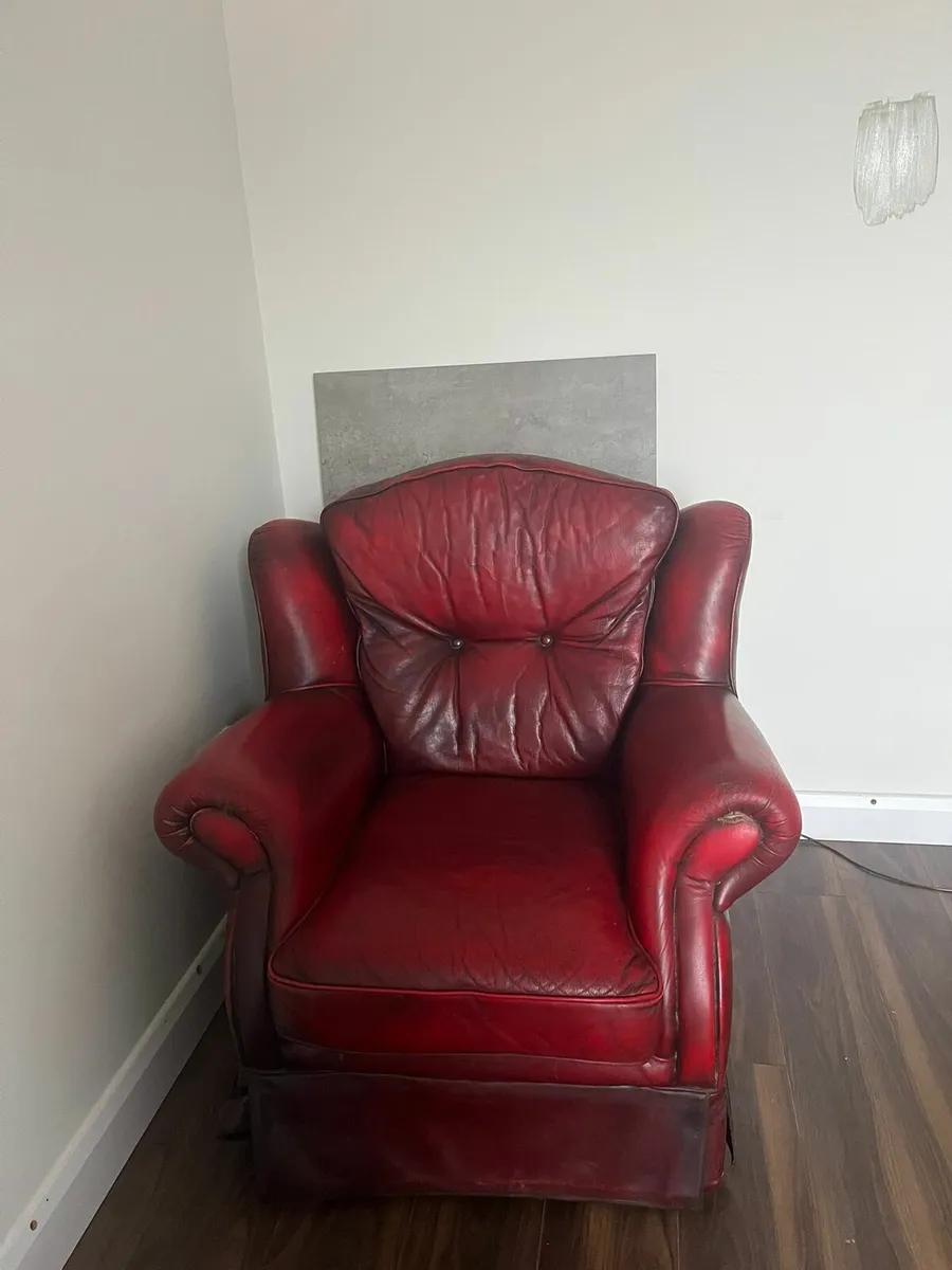 Leather suite of furniture- 3 seater + armchair - Image 3