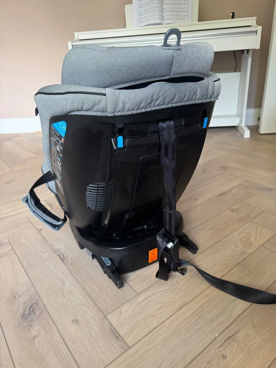 Car seat with isofix - Image 3
