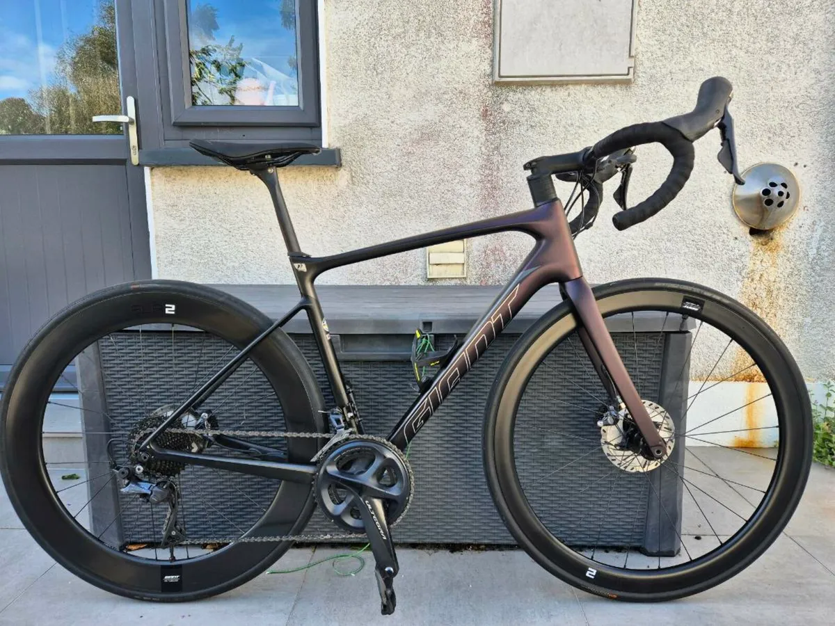 Giant Defy pro 2 - Image 1