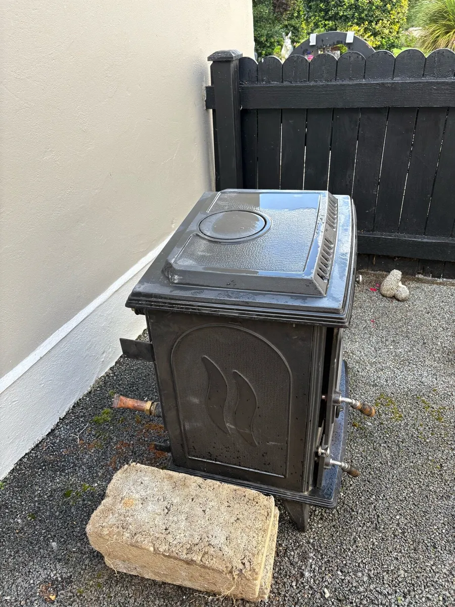 Stove - Image 2
