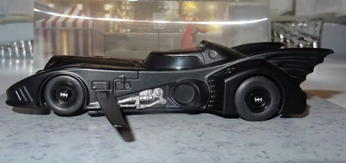 Bat Mobile - Batman Returns - Image 1