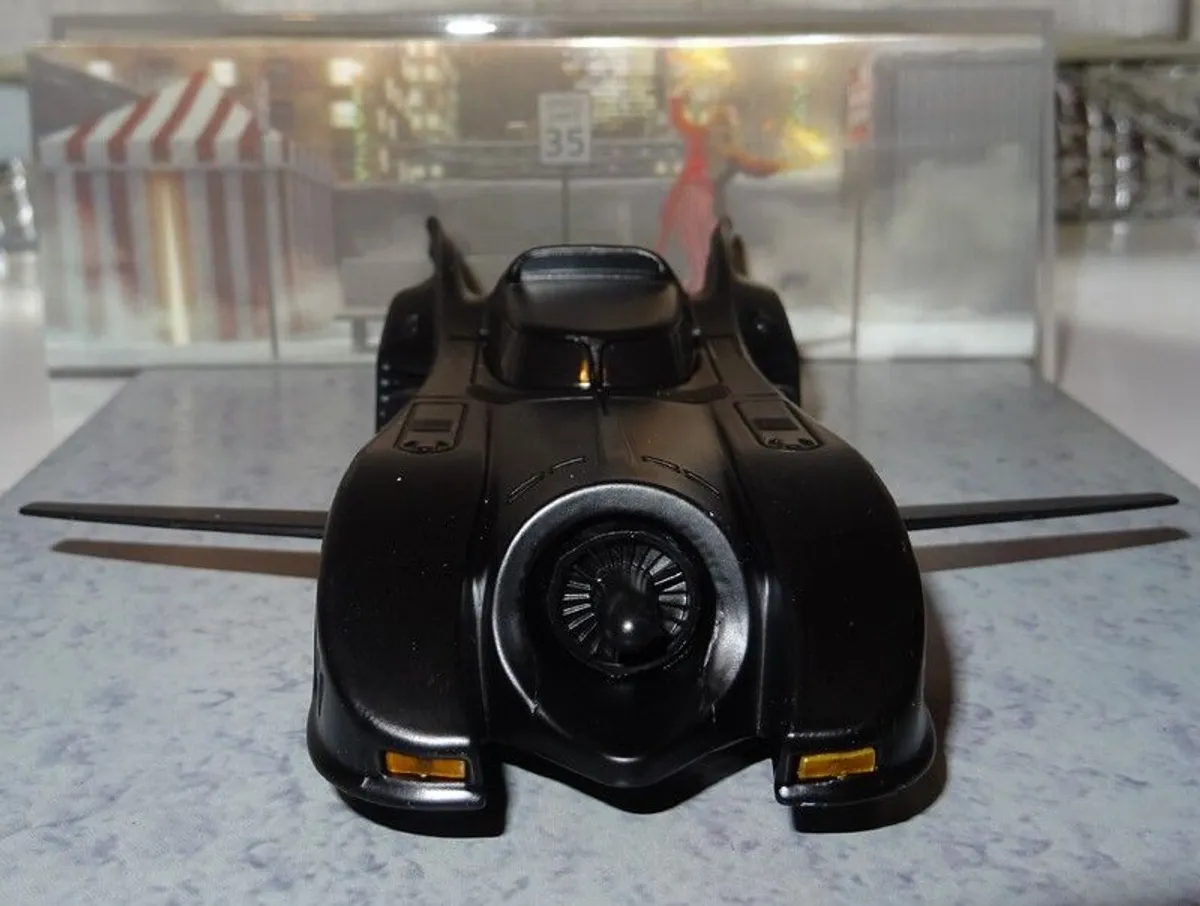 Bat Mobile - Batman Returns - Image 3