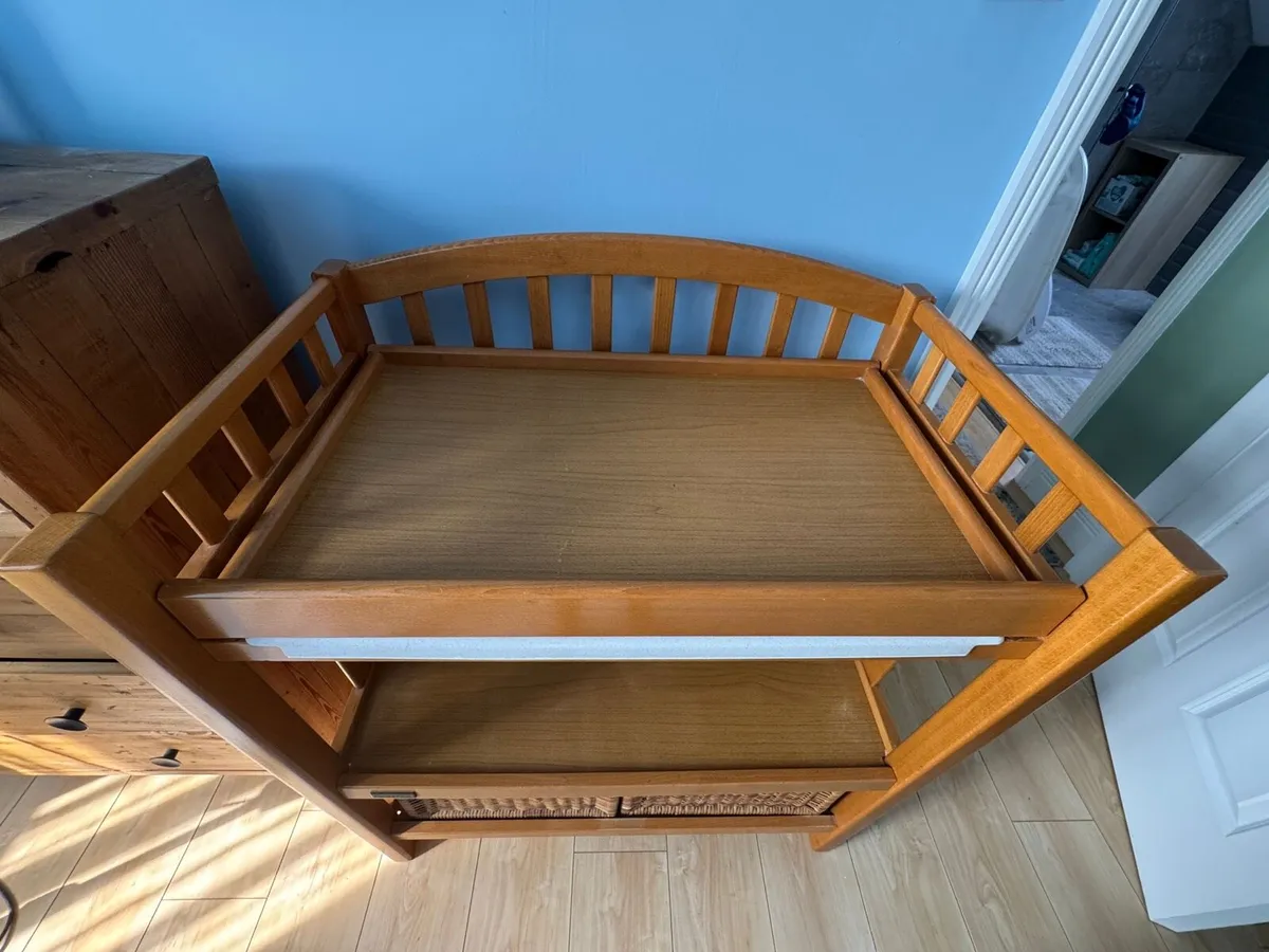 Mamas & Papas Changing Table - Image 4