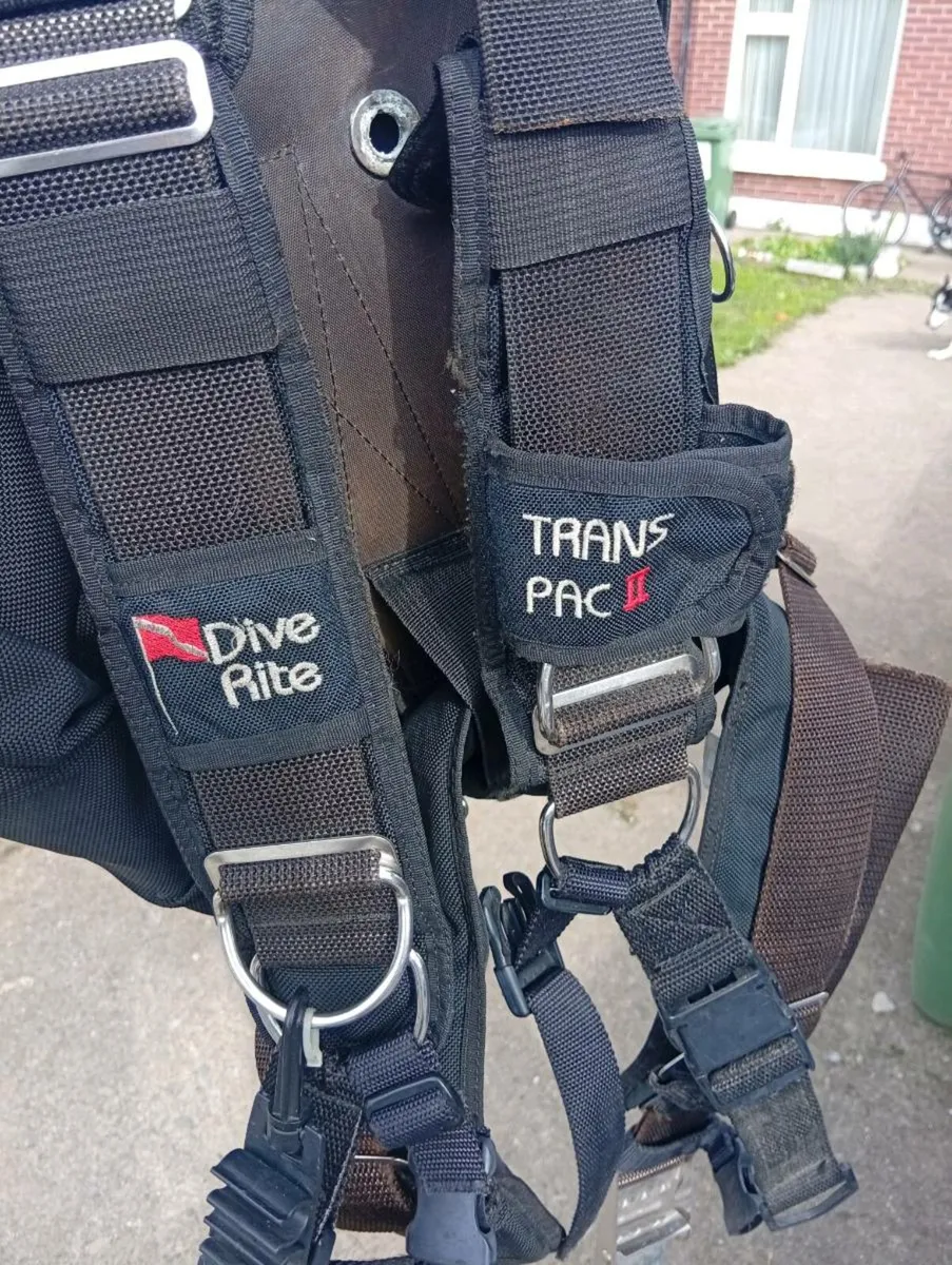 Diving gear - Image 1