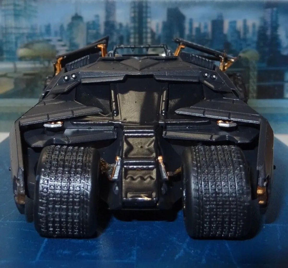 Bat Mobile - Batman Begins (tumbler) - Image 1