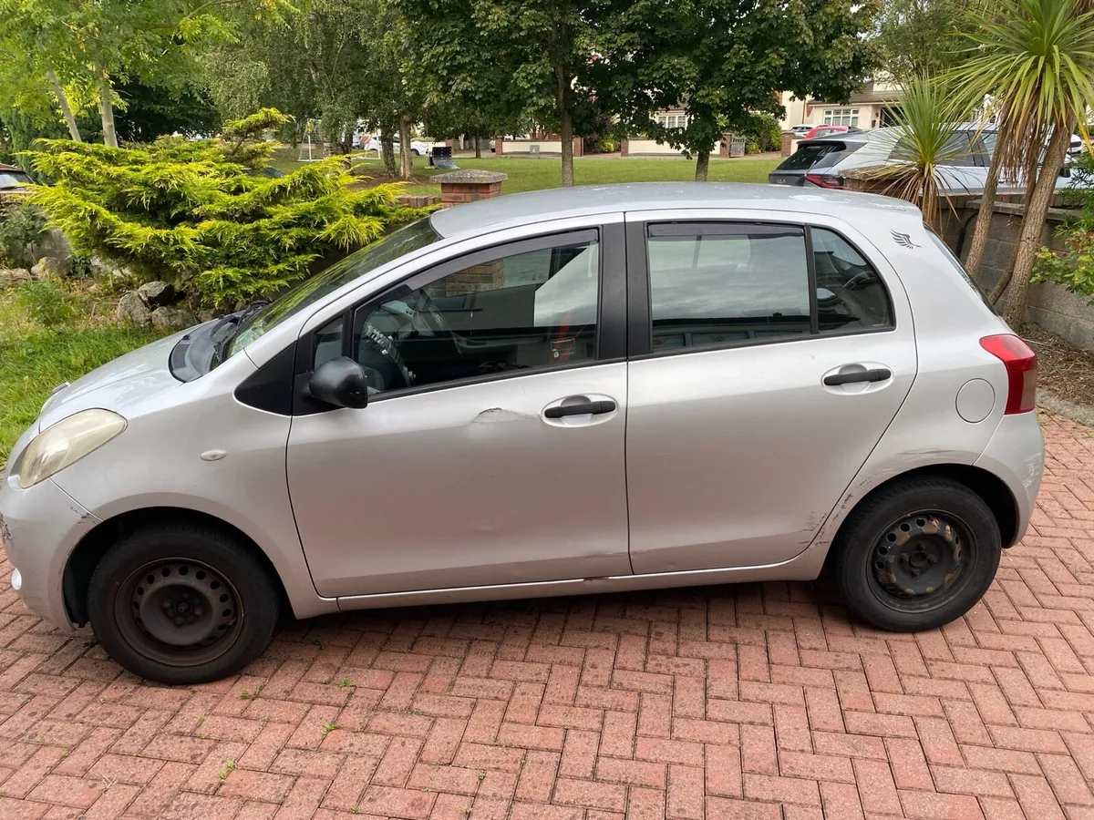 Toyota Yaris - Image 4