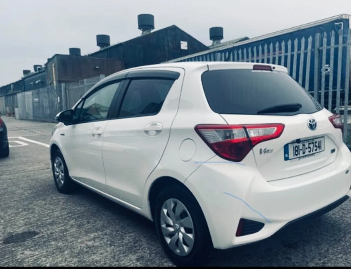 Toyota vitz - Image 1