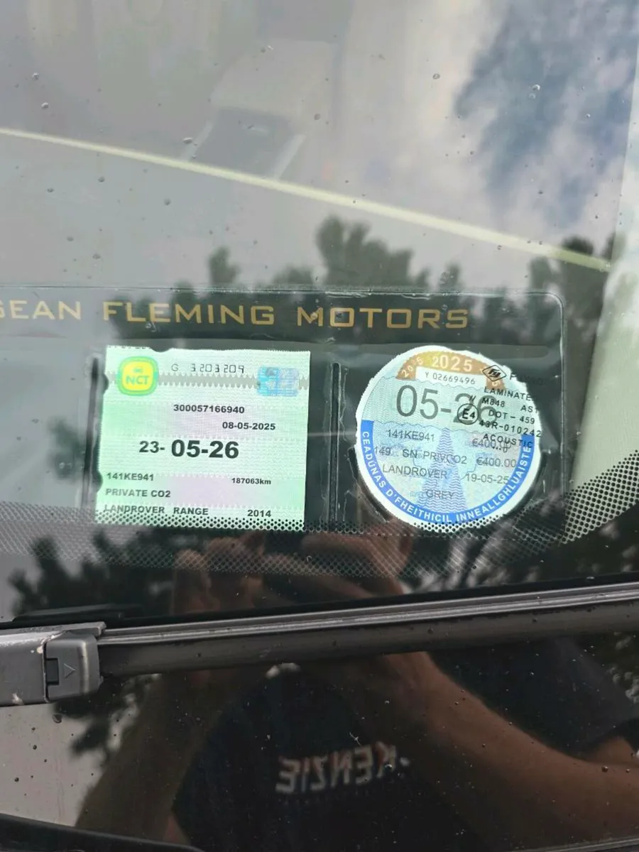 Range Rover evoque 2.2 - Image 2