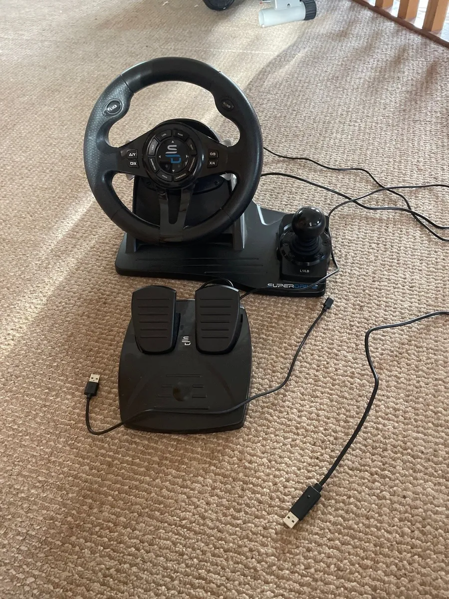 Steering wheel - Image 1