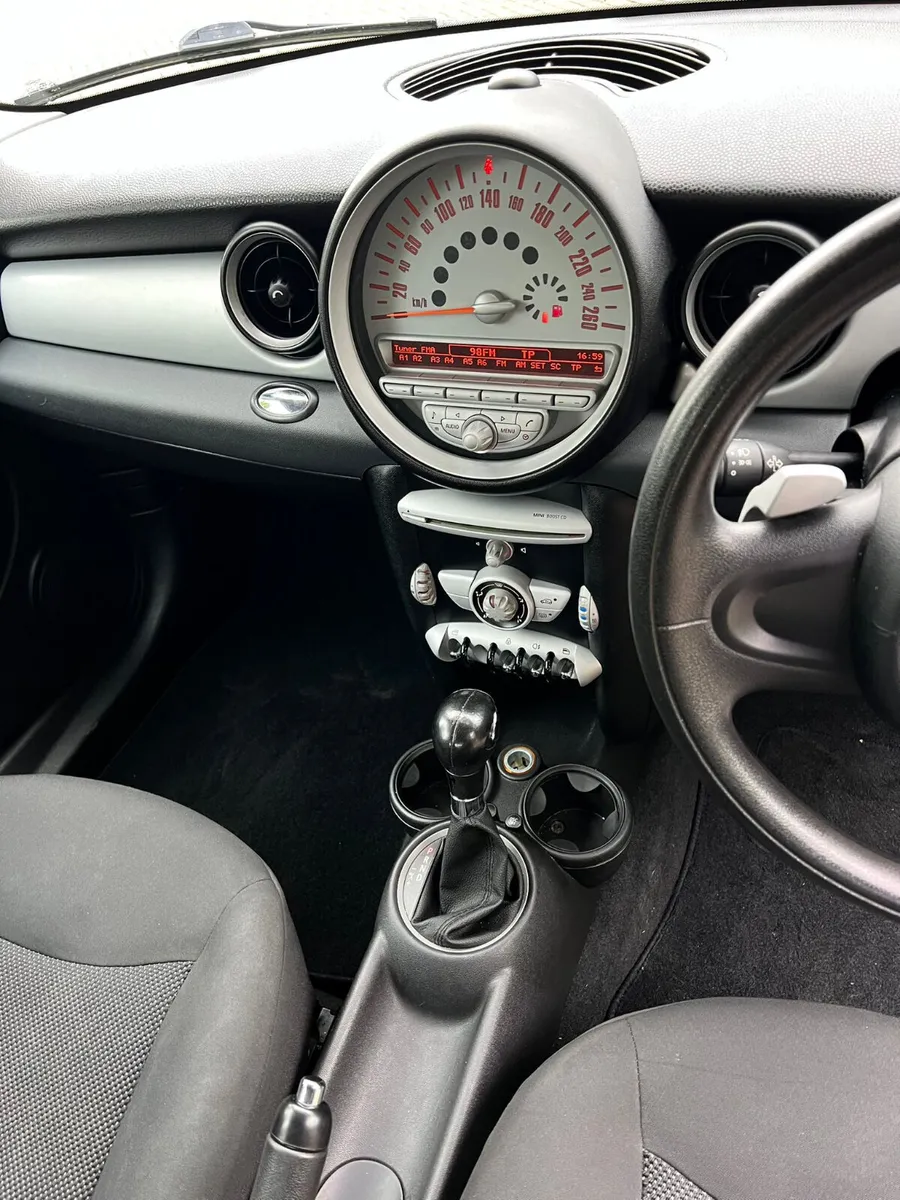 Mini One 2009 Automatic  1.4 Petrol new nct 5/26 - Image 4