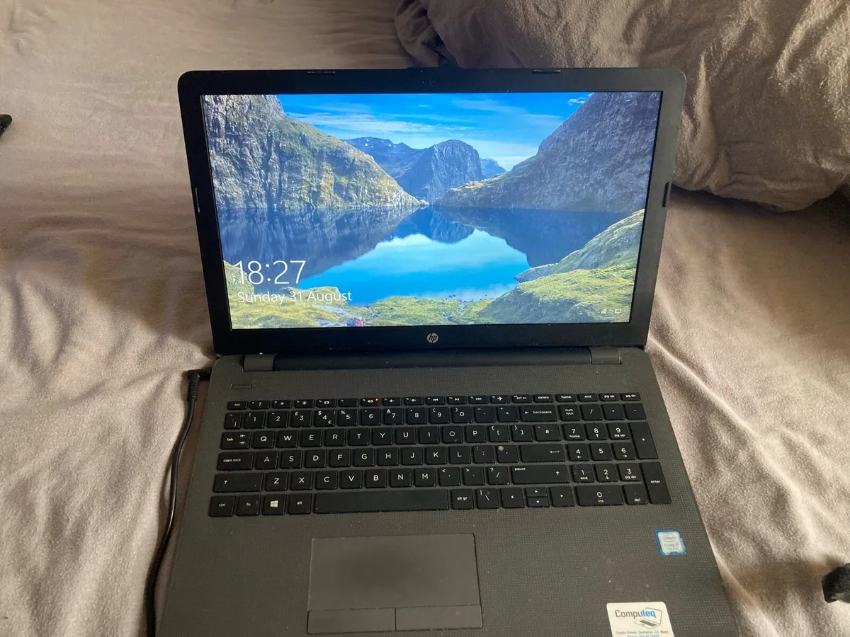 HP Laptop 250 G6 - Image 4
