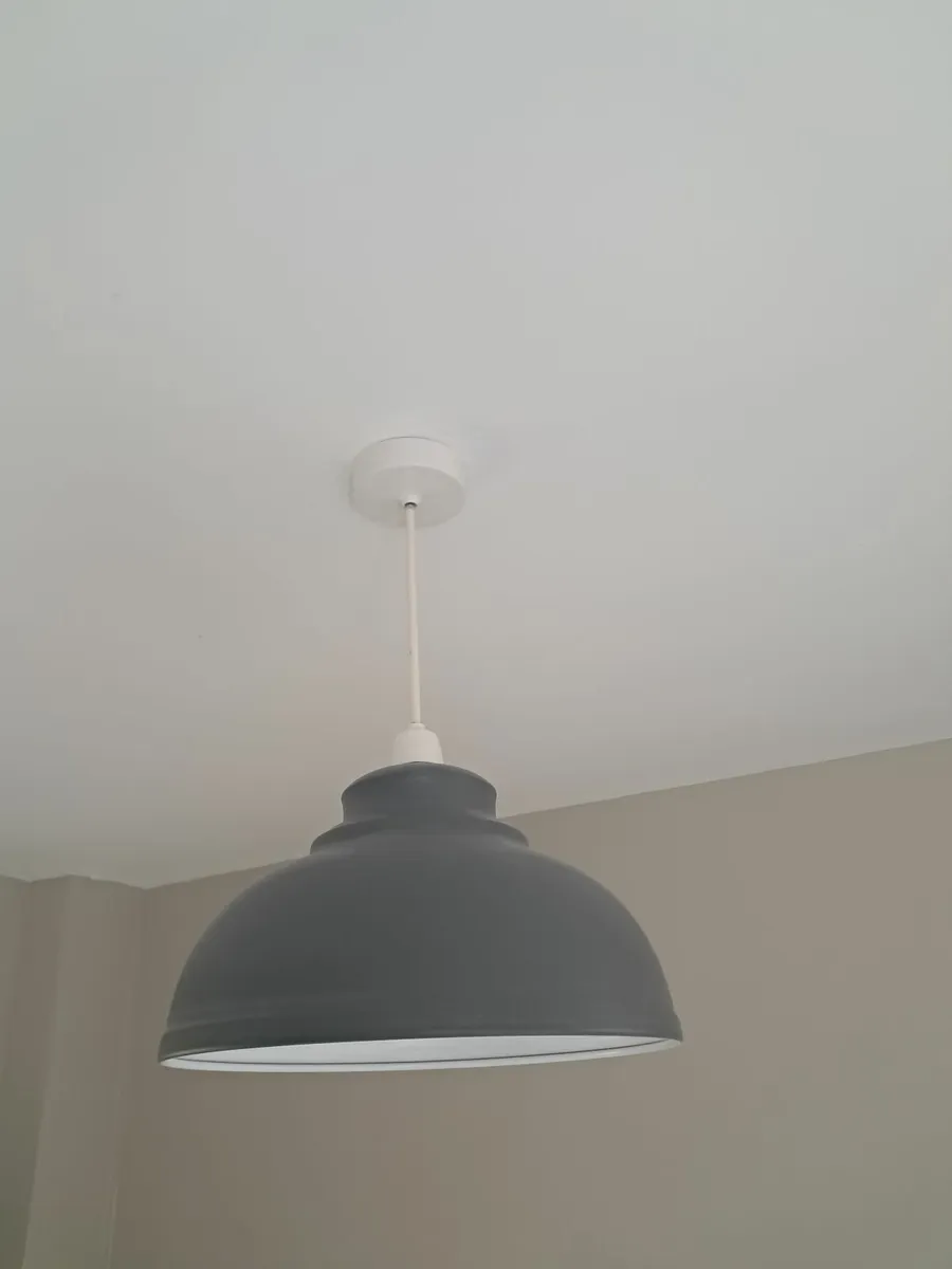 Pendant lights, lamps and light shades - Image 4