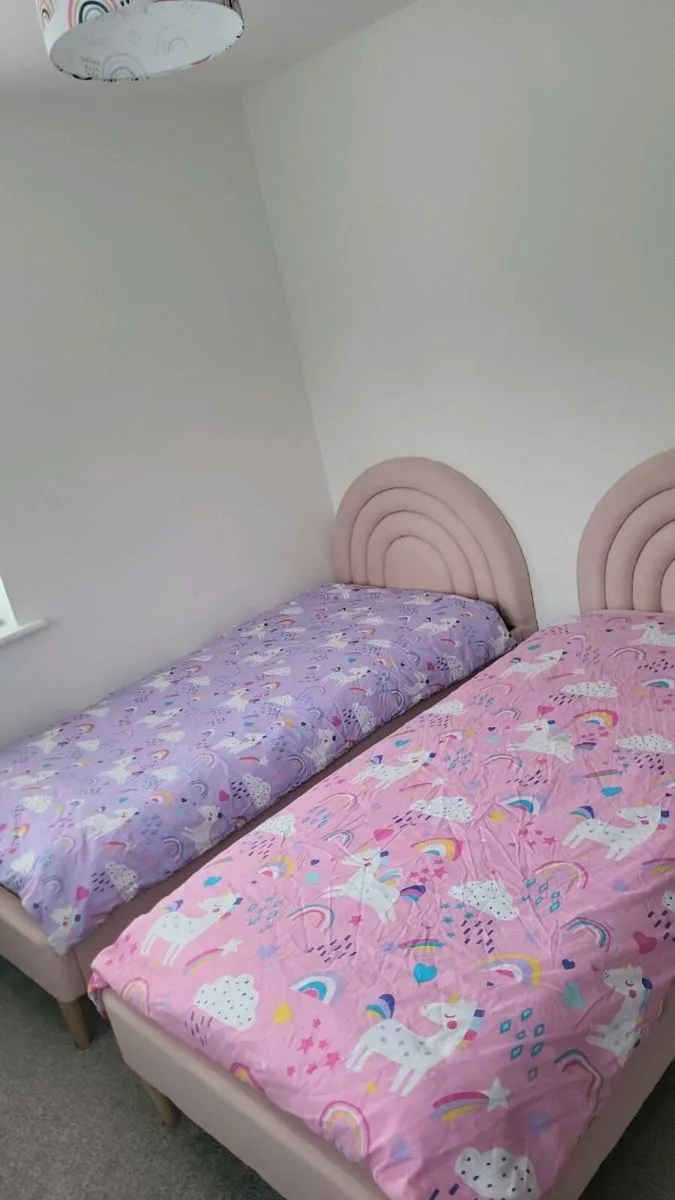 Kids rainbow bed x2 - Image 2