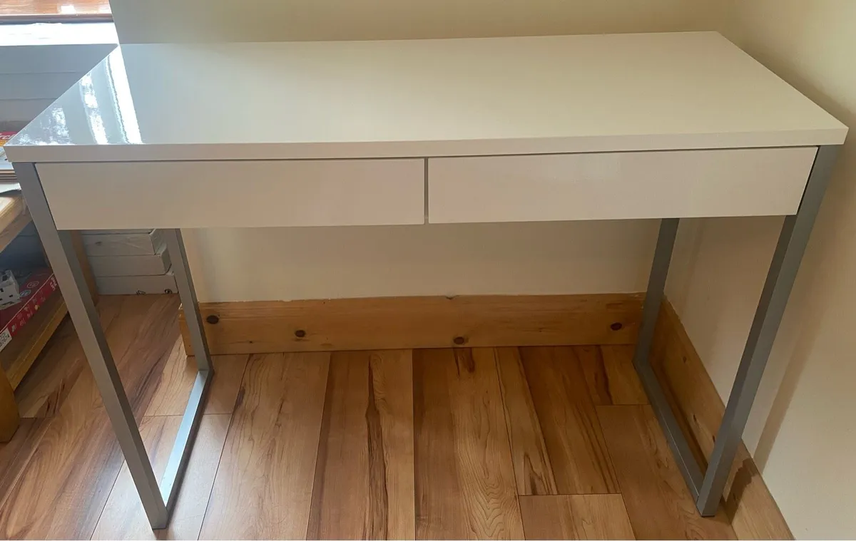 Modern Glossy White Desk - Image 1