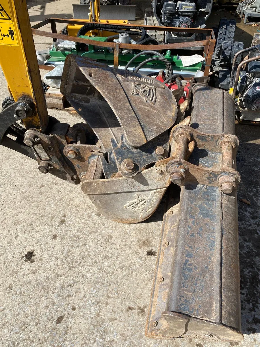 Sany SY26U Mini Excavator For Sale - Image 3