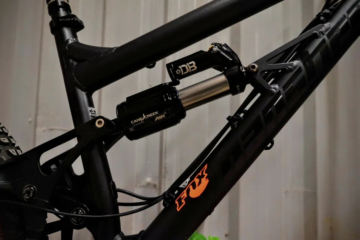 Banshee Rune V2, Mountain Bike - Image 4