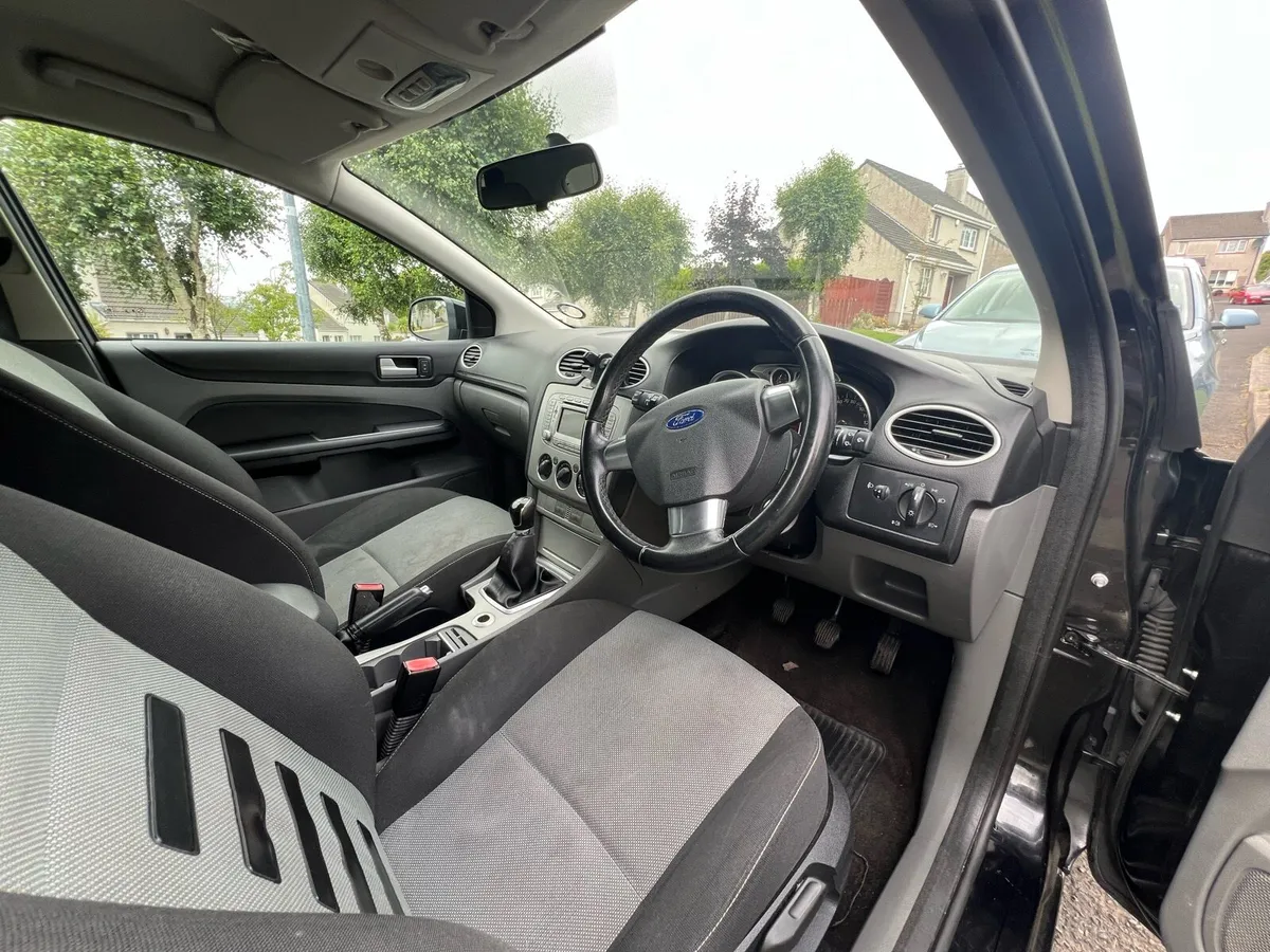 2010 Ford Focus Zetec UK REG - Image 2